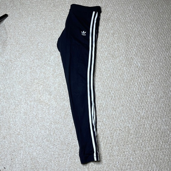 adidas Pants - 𝅺⭐️adidas Leggings⭐️